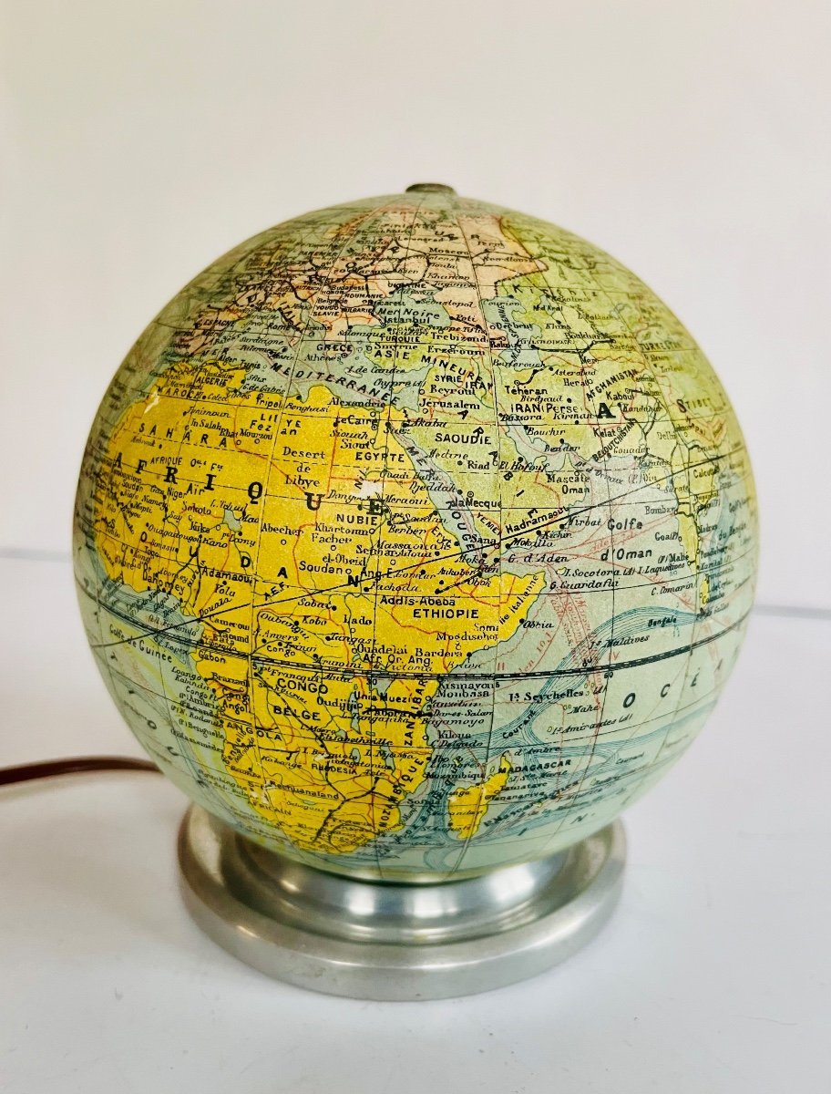 World Map Lamp -photo-3